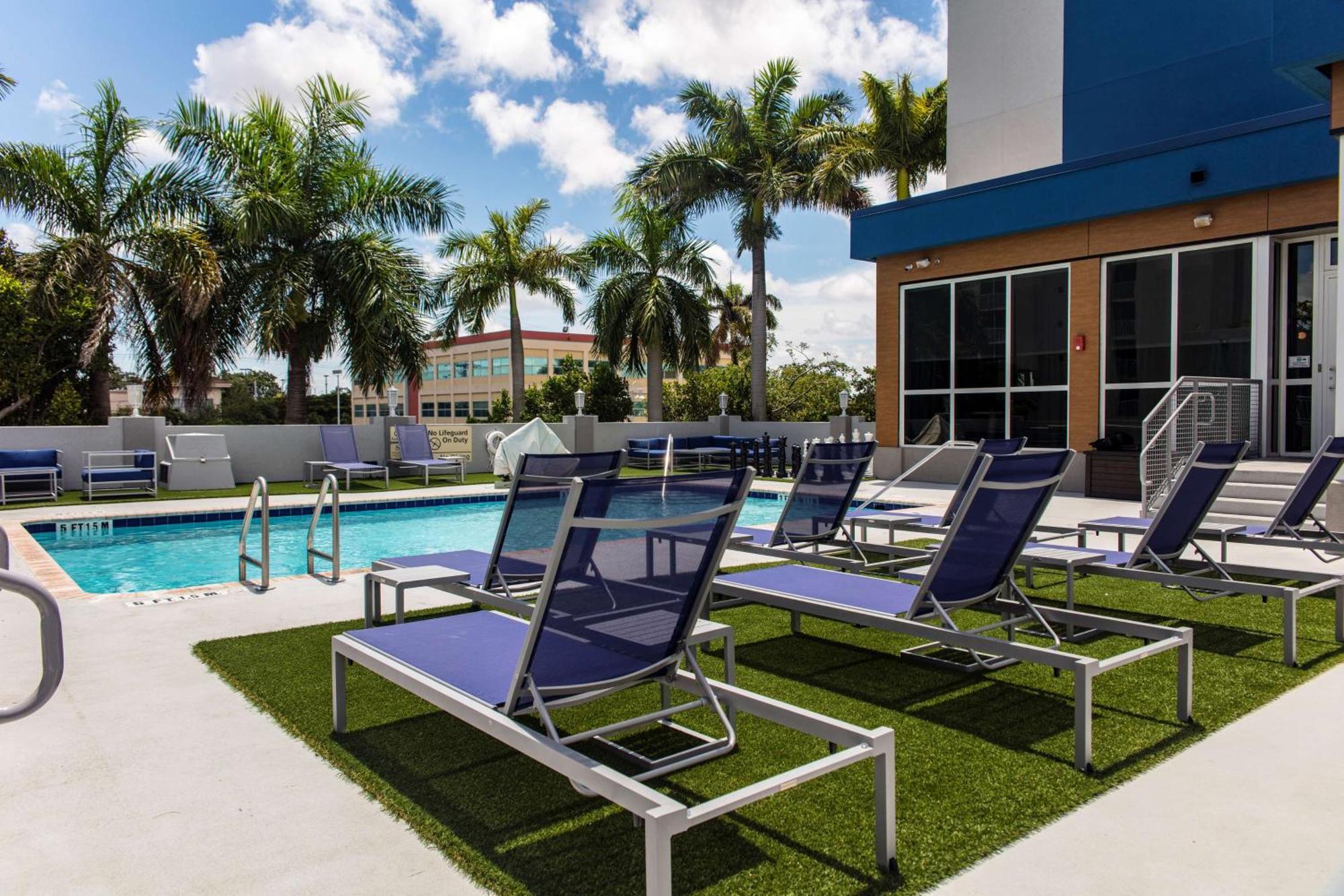 Hampton Inn & Suites Miami Airport South/Blue Lagoon Eksteriør bilde